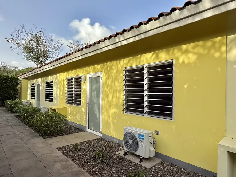 Buitengevel van Casa Uthando op Blije Rust 1